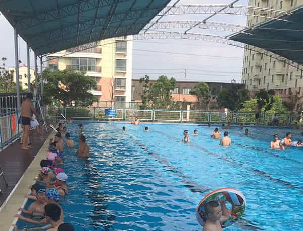 南通浪淘沙室外游泳館